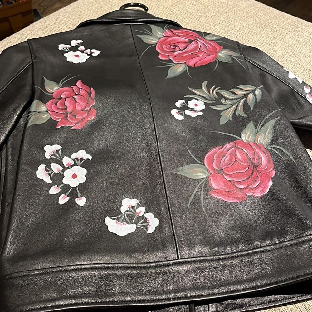 Leather jacket  - Picture 7 of 9